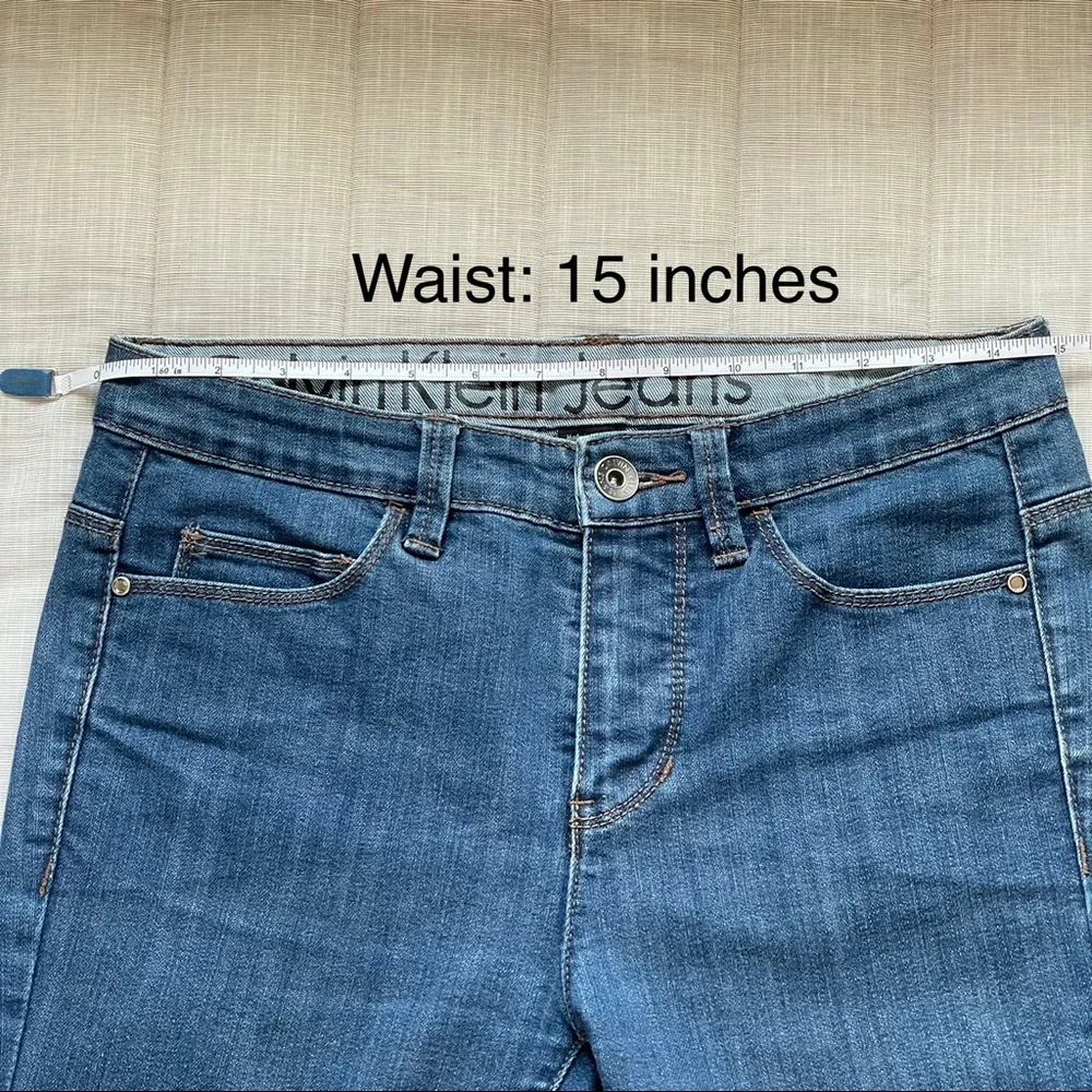 Calvin Klein Stretch Flare Mid Rise Jeans Size: 27/4 - Picture 9 of 16